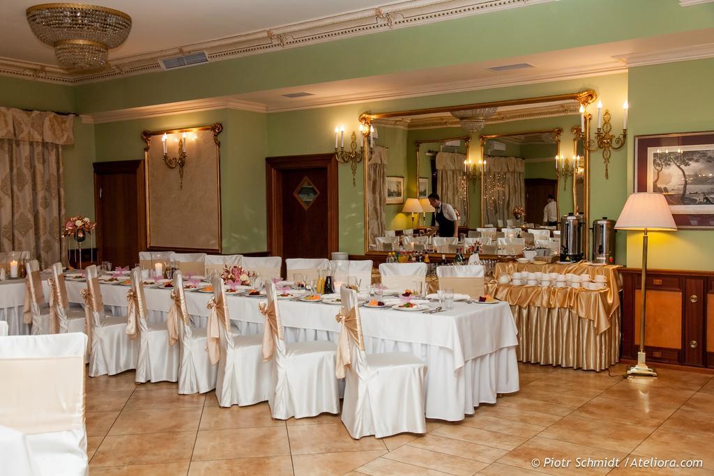 Hotel Sportwerk Tyniec Maly Luaran gambar