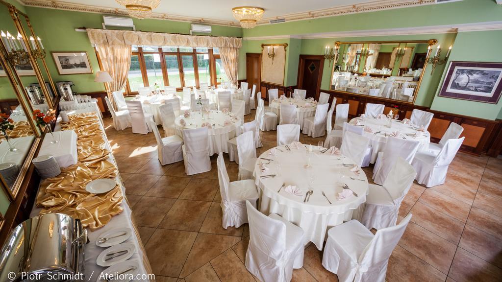 Hotel Sportwerk Tyniec Maly Luaran gambar