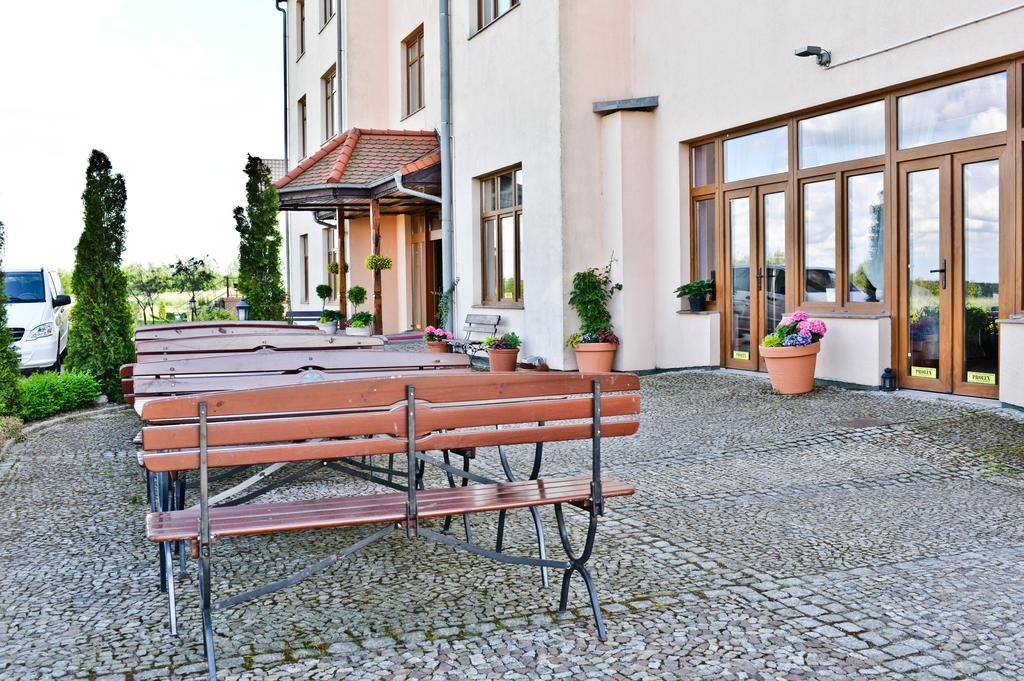 Hotel Sportwerk Tyniec Maly Luaran gambar