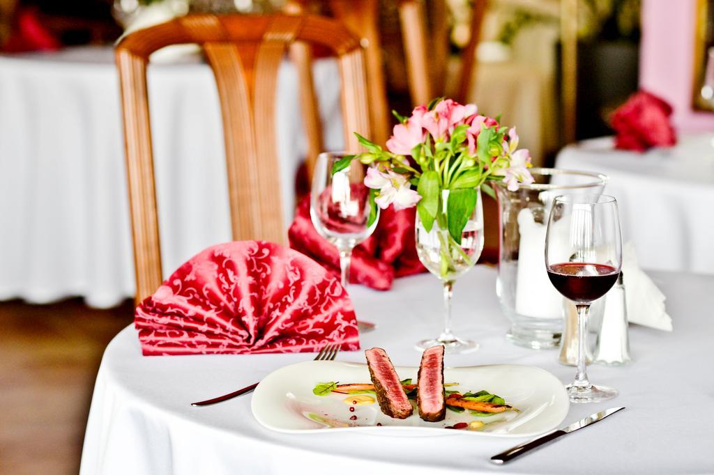 Hotel Sportwerk Tyniec Maly Luaran gambar