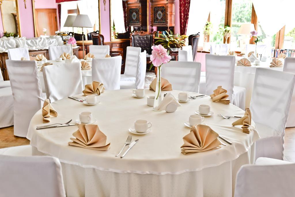 Hotel Sportwerk Tyniec Maly Luaran gambar